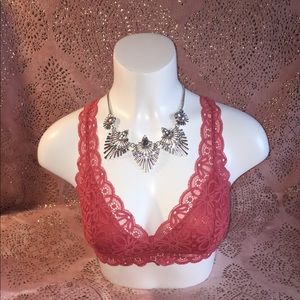 🔥2/$20 Victoria’s Secret bralette